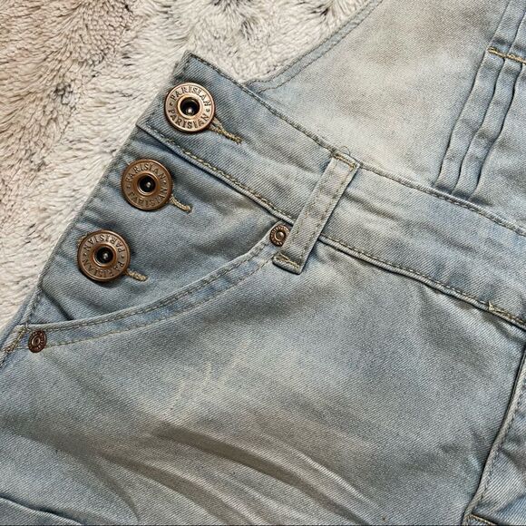 [5] Vintage Dunagrees | Parisian Collection | Light Wash Denim Overall Shorts - Picture 11 of 12